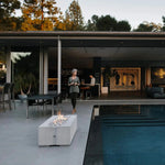 Load image into Gallery viewer, DEKKO Avera rectangular concrete fire pit table