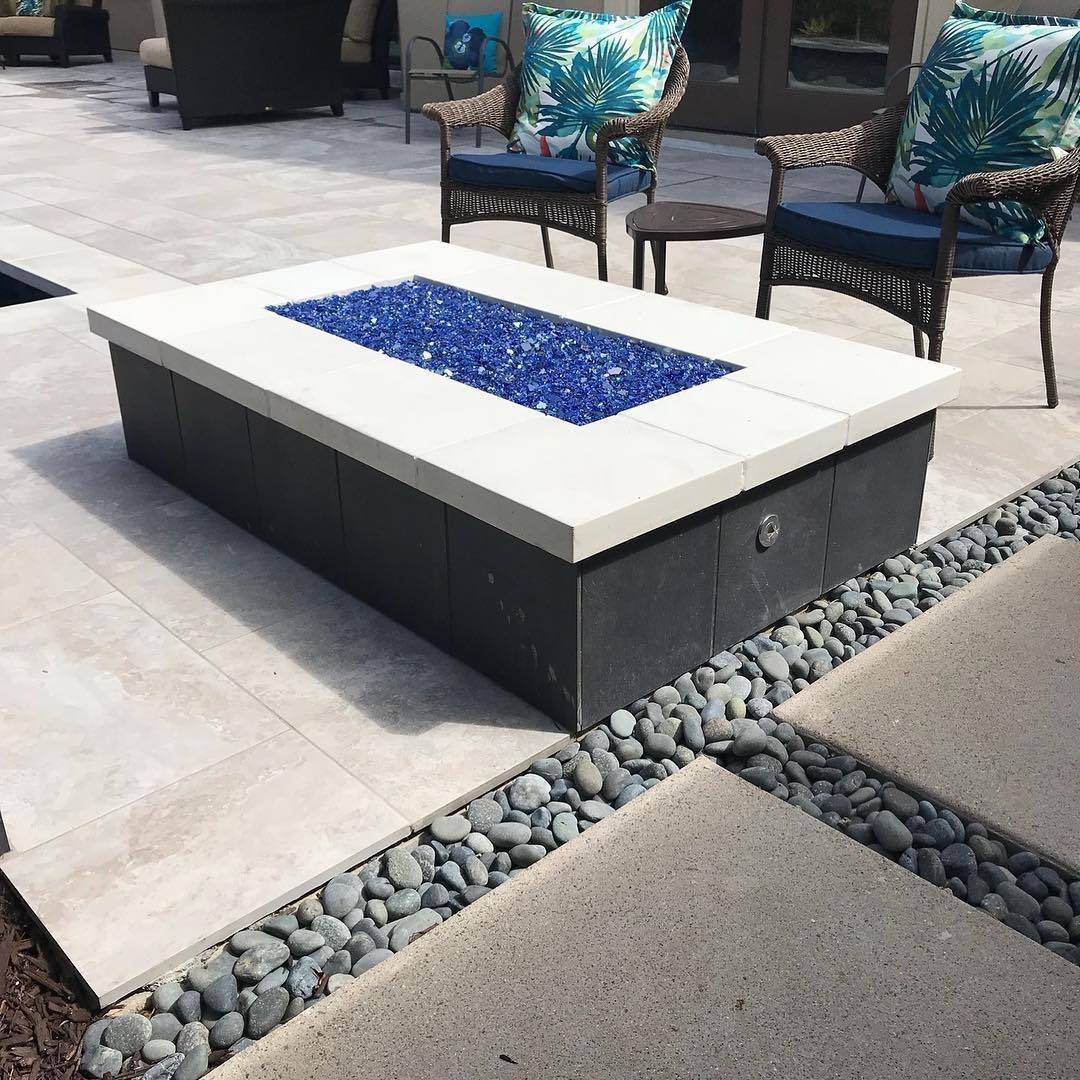 1/2" Cobalt Blue Reflective Fire Glass - Outdoor Fire and Patio