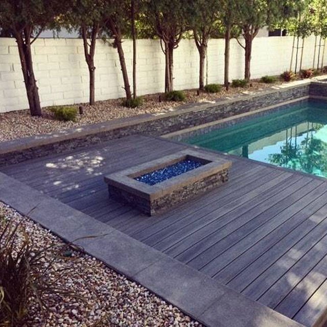 1/2" Cobalt Blue Reflective Fire Glass - Outdoor Fire and Patio