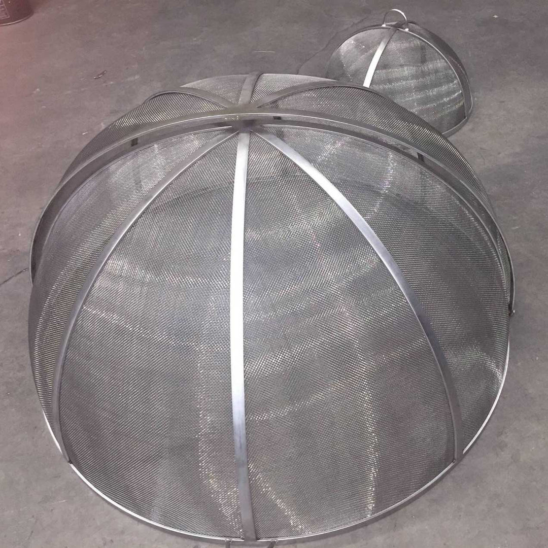 Rectangular Fire Pit Screen with Hinged Door - Carbon Steel - Outdoor Fire and Patio